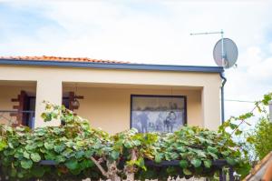 Kuća poli stare nuoni