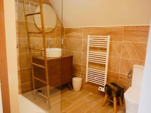 Maisons de vacances Les chants d-oiseaux : Maison 2 Chambres