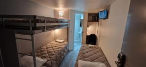Hotels Fasthotel Roissy - Saint-Witz : Chambre Triple