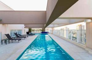 AP 12º andar, próximo de CGH e vaga com manobrista