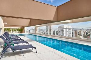 AP 12º andar, próximo de CGH e vaga com manobrista