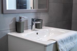 Toka Apartments Luxury Studio