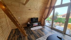 Alexs House Shirokë