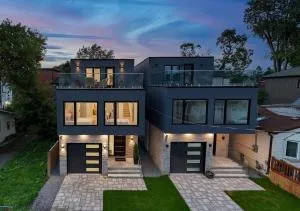 Luxury Waterfront Escape - Pickering