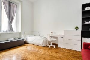 Luxury Stay - City Life