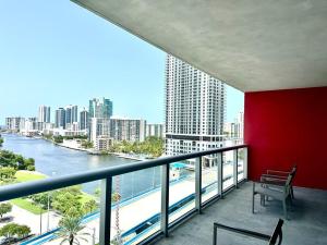 Miami Beach 1B 1B Incredible View Apt with Kitchen