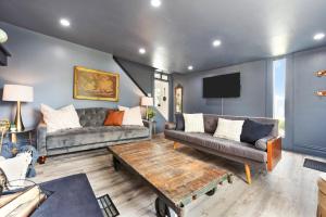 Yinz Retreat, Above the City - Ubytování bez kategorie ve městě Pittsburgh