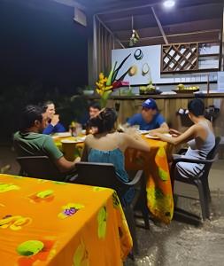 Paraíso con playas vírgenes & selvas en "Nuqui"