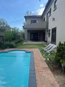 Fourways Luxe 5-Bed Home - Chartwell