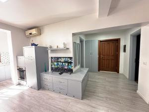 City Center 2BR Apartment