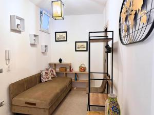 Helena Apartments - Secondo Canto