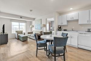 Simplicity At the Rim 1204 I Comfy 2 bed 2 Bath