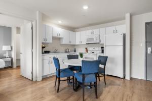 Simplicity At the Rim 1204 I Comfy 2 bed 2 Bath