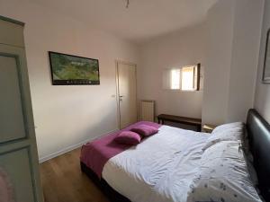 Historic Florence Apartment with Duomo View