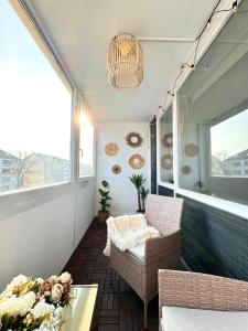 REGENCY - Exklusive zentrale 45m2 Wohnung mit Balkon, WiFi und Netflix