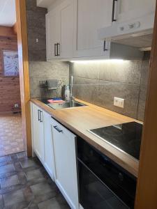 Large central apt with view