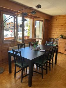 Large central apt with view