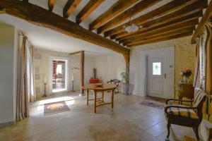 Maisons de vacances Propriete historique, vue chateau, calme et jacuzzi : photos des chambres