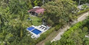 Hostal Casa del Rio - Playa Mendiguaca