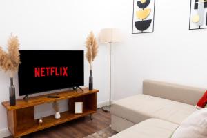 Soni Exclusive Studio Plaza with Private Parking & Self Check-in