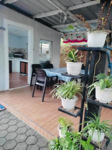 Solwara Beach Resort