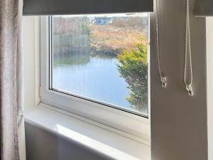 Waters Edge Holiday Home