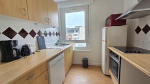 Le Voyageur Coucher de soleil vue mer