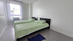 Le Voyageur Coucher de soleil vue mer