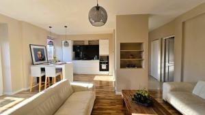 ApartStars - Raginisa #1