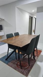 Homestay TSya, Batu Buruk