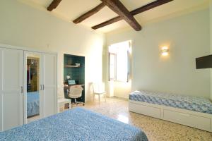 La Finestra sul porto - Old Town