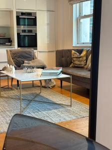 Estatesmen Selfridges Oxford Street Apartment