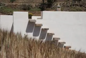 Kóre Κόρη - Milopótamos