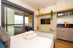 Easy Star - Lindo studio no coração do Campo Belo - SP03I