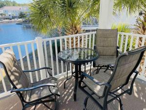 Barefoot Landing beautiful condo at Willow Bend
