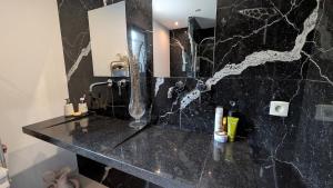 Maisons de vacances Villa with sea and mountain views : Maison 1 Chambre