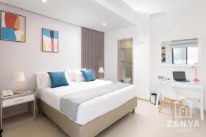 Hotel On By Zenya Host