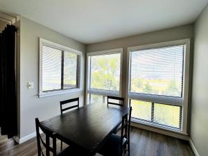 Bay tree lovely one bedroom condo