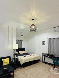 Beachfront Villa with Sunset