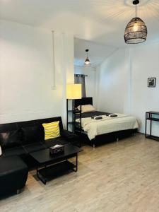 Beachfront Villa with Sunset