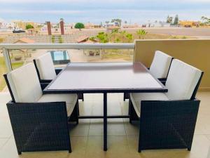 Ocean View Condo with Pools and Easy Beach Access