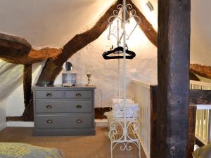 Childe Of Hale Cottage - 27896