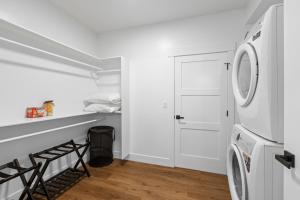 Accessible, Comfort, Convenient Location 106