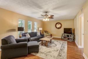 Fernandina Shores Condo with Private Balcony and Access to Pool