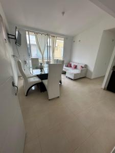 Apartamento Entresierras 3 hab con AC -un hogar lejos de casa