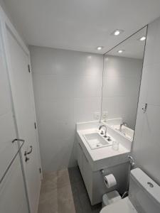 Studio Espaçoso com Varanda - Brooklin