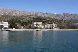 Apartments by the sea Seline, Paklenica - 6528 - Jurlina