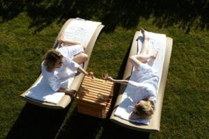 Peaceful Stay Among the Vines 