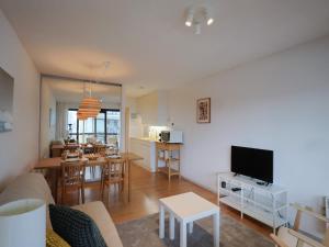 Studio by the Beach with Sea View