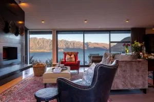 11 Aspen Grove - Stunning Lake Views and Spa Pool - 格莱诺基